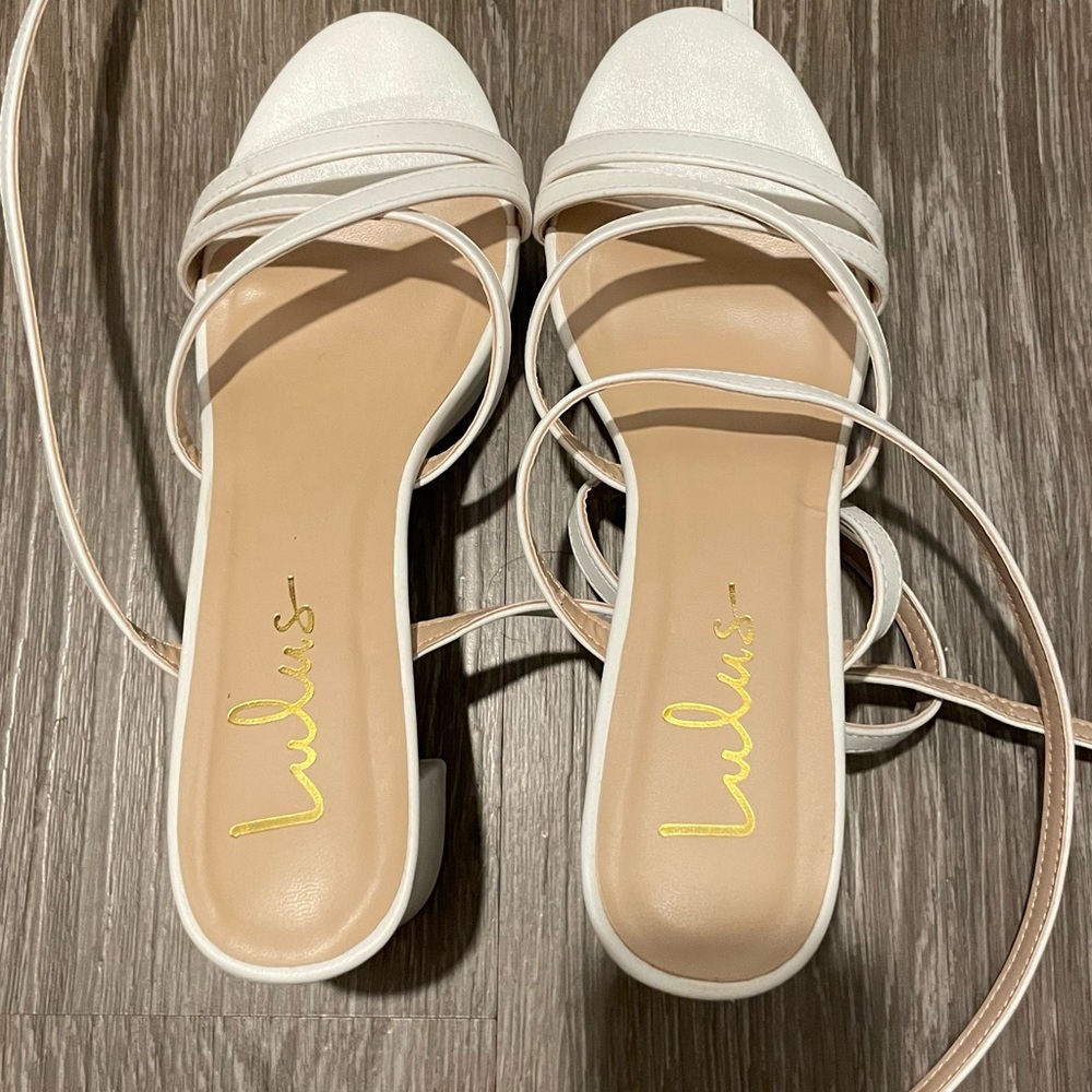 Lulu’s Lexia White Platform Ankle Strap High Heel Sandals Size 7.5 EUC
